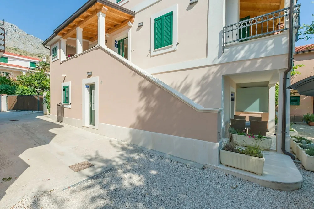 Apartments Roko