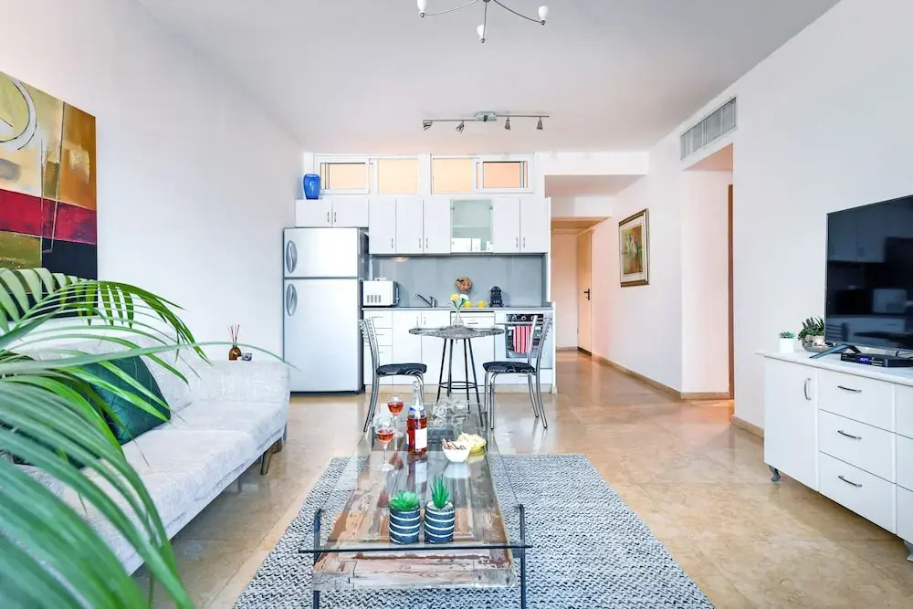 MAMAD - Deluxe 2BD Jaffa Dreams W Pool & Parking