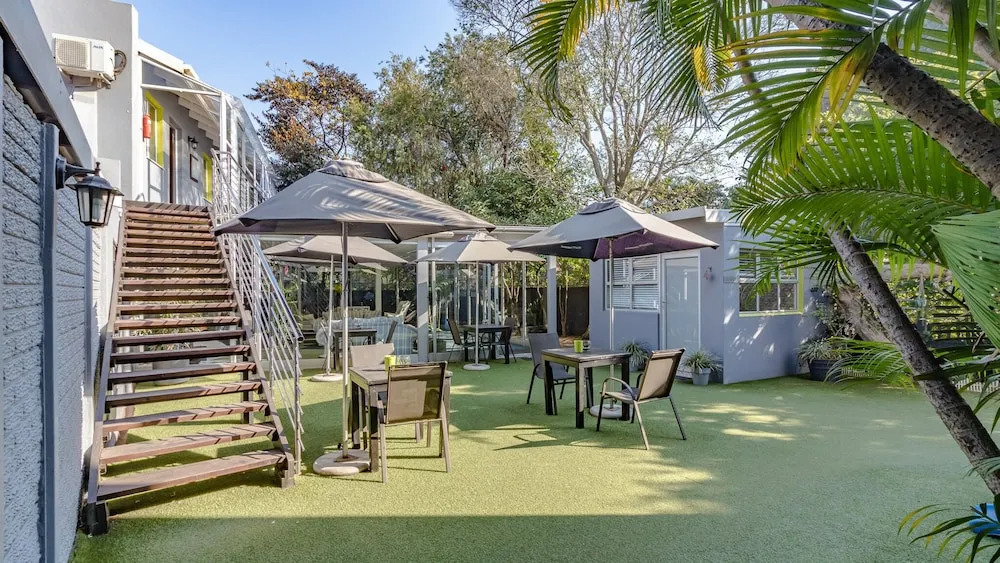 Silver Oaks Boutique Hotel