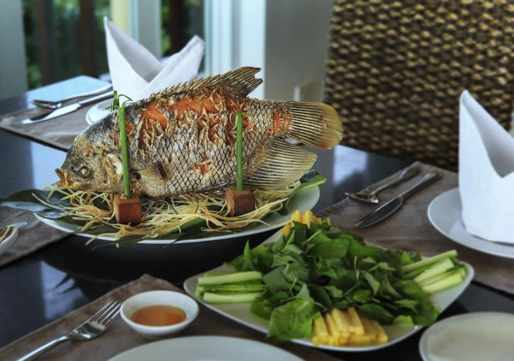 Mekong Riverside Boutique Resort & Spa