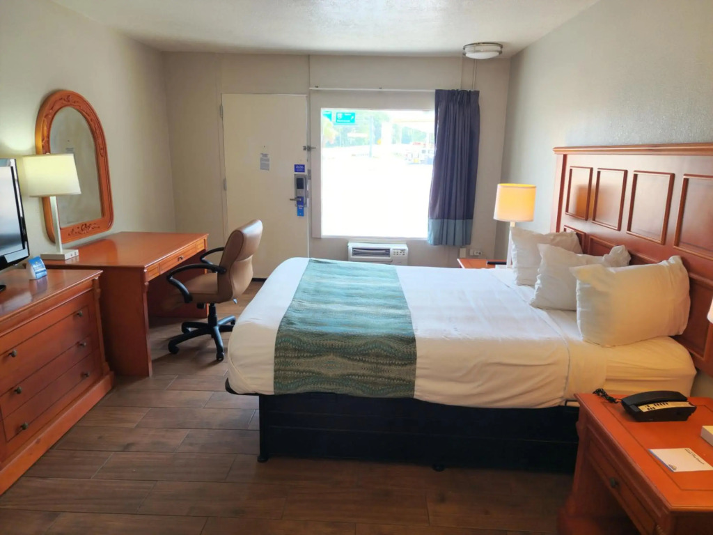 Days Inn by Wyndham Hardeeville Near Hilton Head