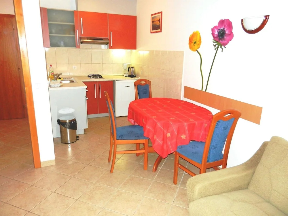 Apartments Aurel
