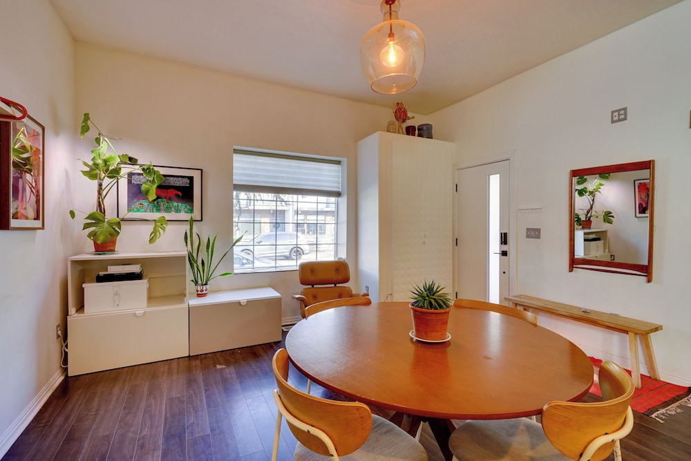 Work & Explore! Dog-friendly Salt Lake City Home