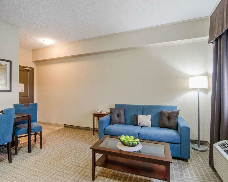 Chateau All Suites Hotel