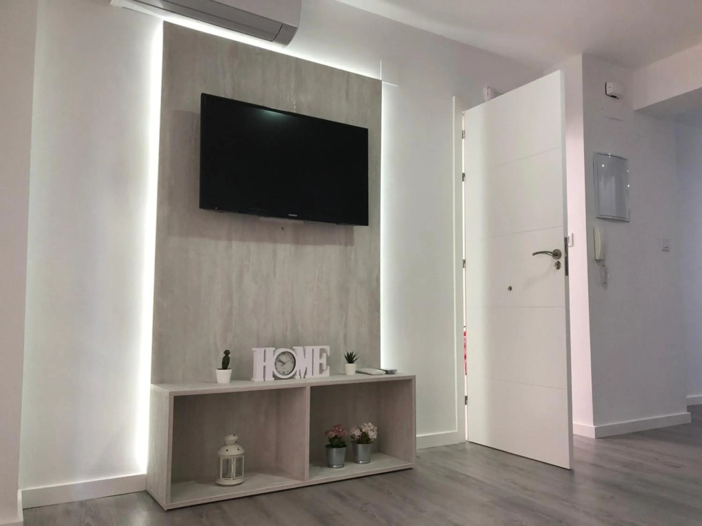 APARTAMENTOS CAZORLA CENTRO