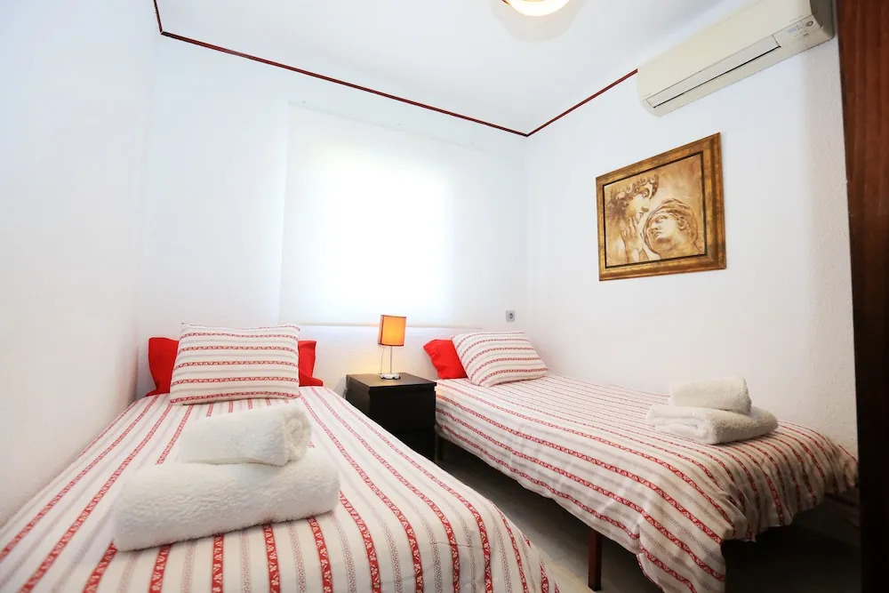 La Torre - Villa Rosamar Beach