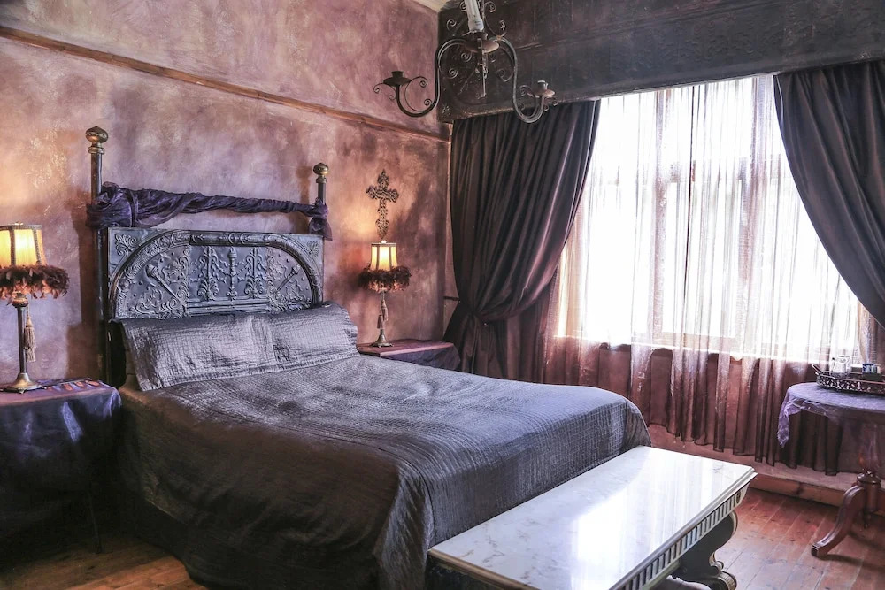 The Green Acorn Guest House