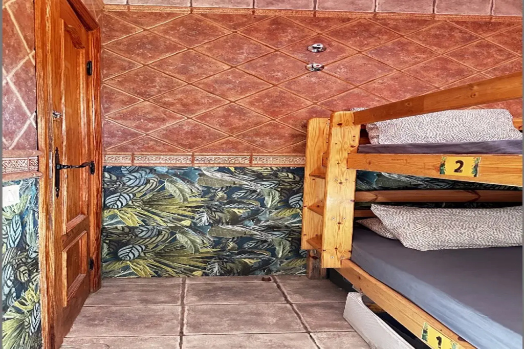 Los Amigos Nest Hostel