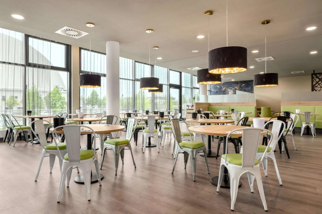 Super 8 By Wyndham Oberhausen