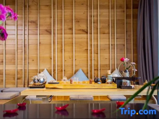 Yunmanman · Zaishui Yifang Seaview Resort Hotel