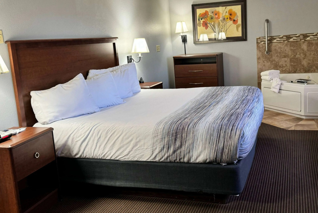 AmericInn by Wyndham Stillwater