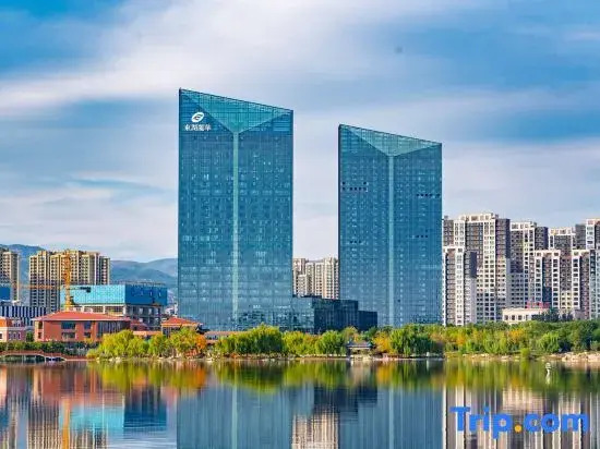 Donghu Lihua Grand Hotel