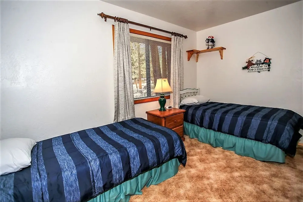 R & R Retreat-1767 by Big Bear Vacations