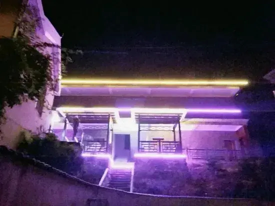Shuimoting Xibiancheng Inn
