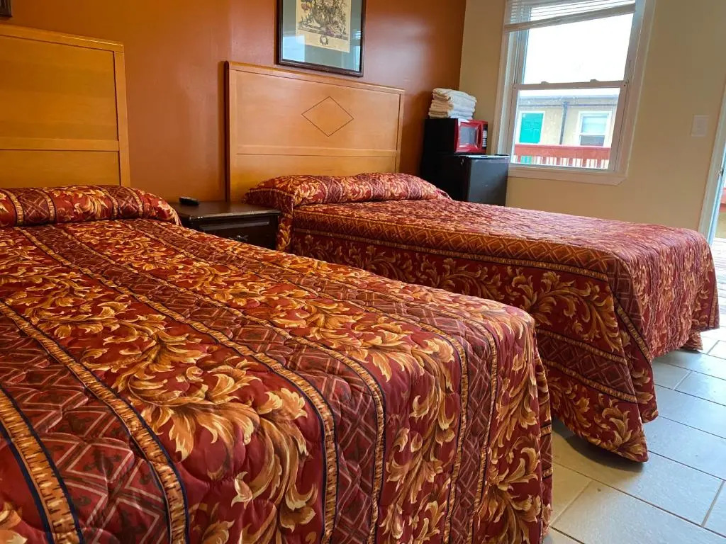 Offshore Motel