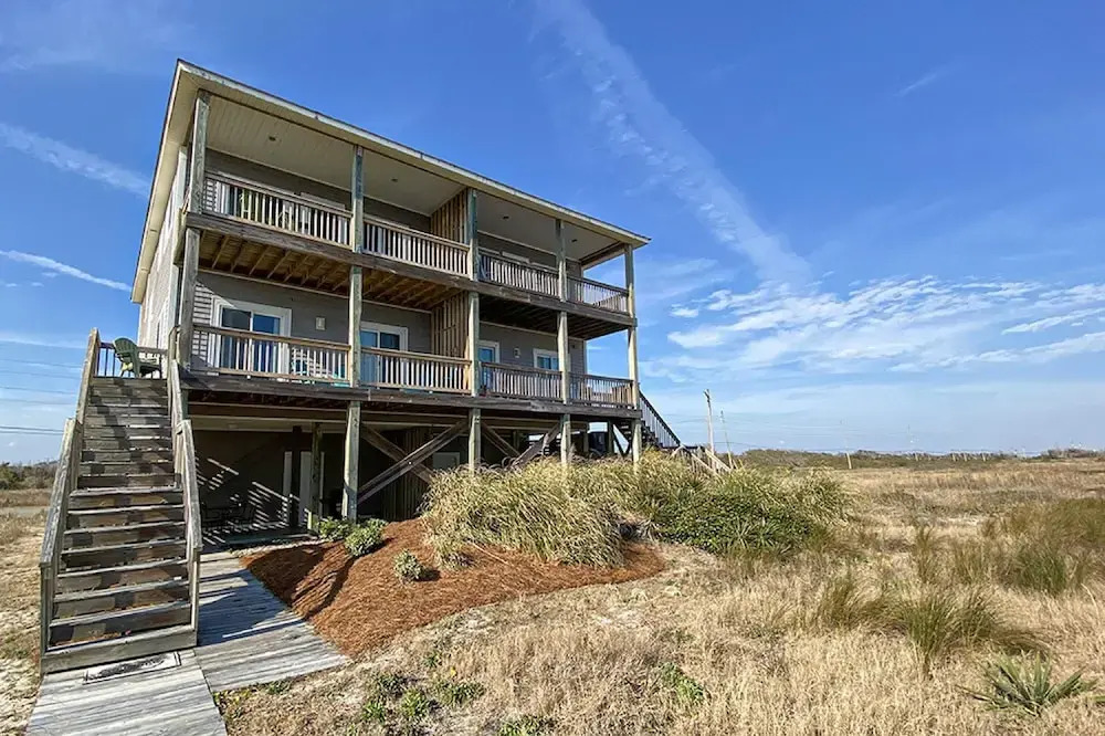 Summer Salt by Sea Scape Properties