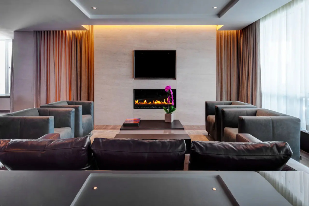 Hotel X Toronto, a Destination by Hyatt Hotel