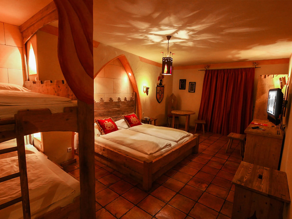 Europa-Park Erlebnis-Resort, Hotel Castillo Alcazar