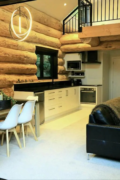 Fantail Lodge