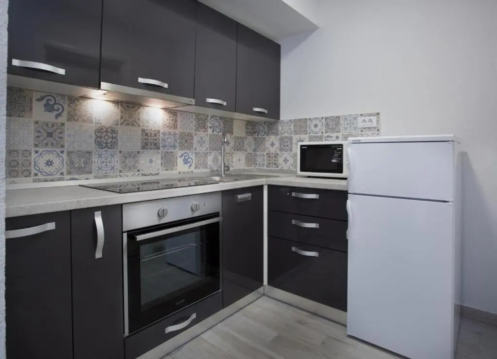Serious Job Apartment