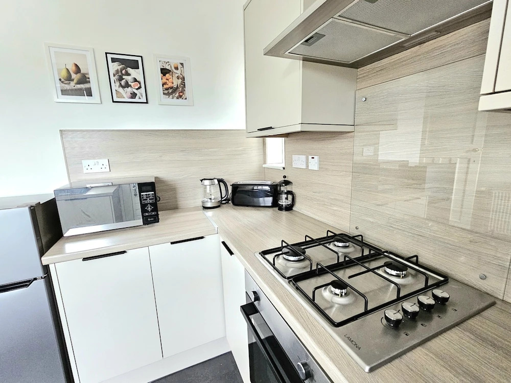Charming 3-Bed Oasis-free parking