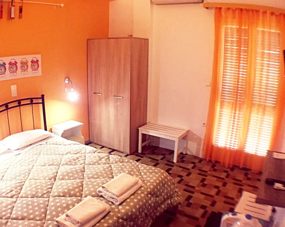 Avra Budget Beach Rooms