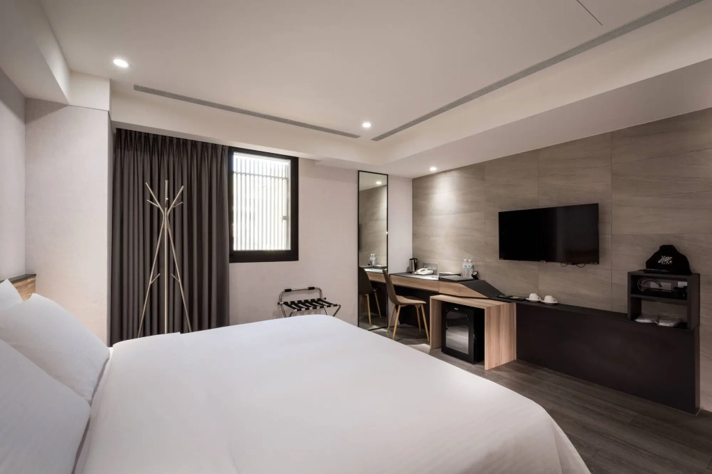 D D Hotel