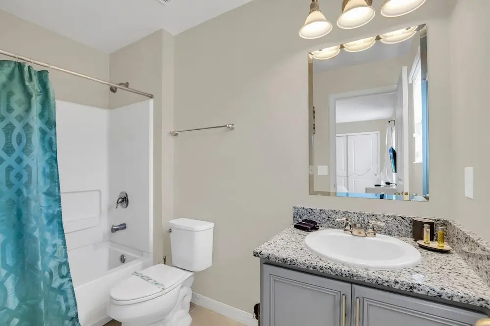 Comfy House at Compass Bay Cb102
