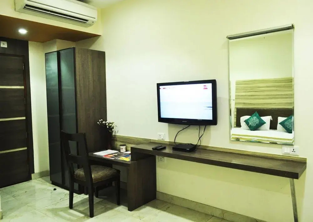 Hotel Maharaja Residency