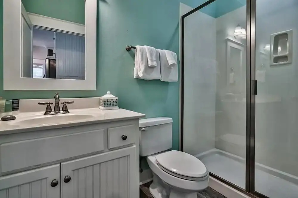SHELL OF A GOOD TIME 3 Bedroom Holiday Home by Five Star Properties