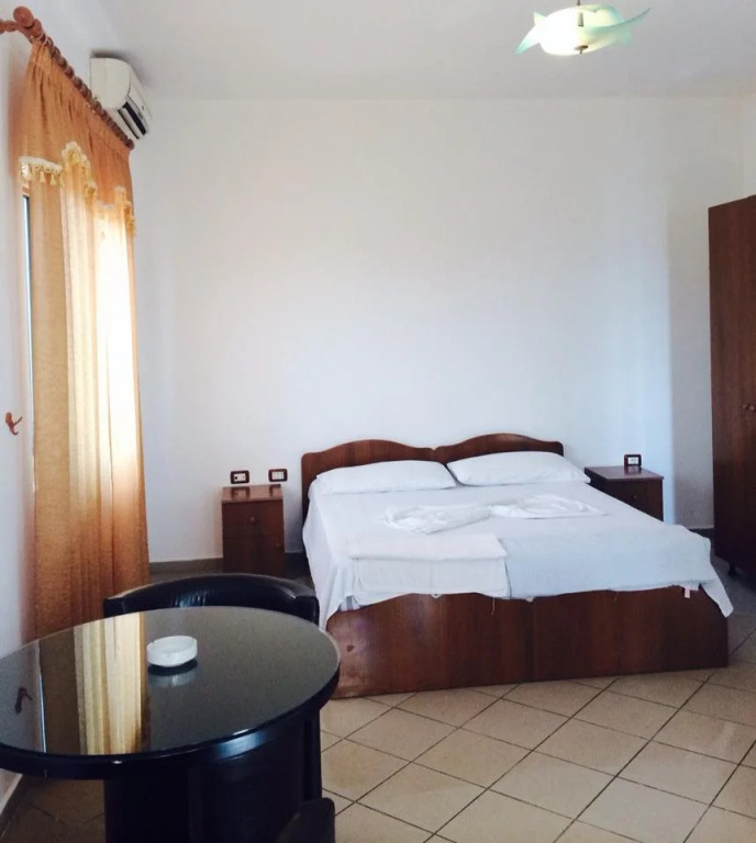 Hotel Indri
