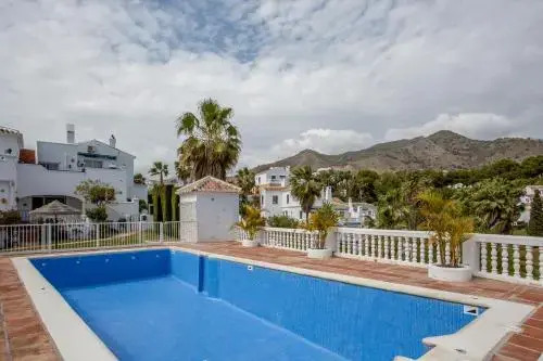 Tetuán 40 - El Oasis de Capistrano