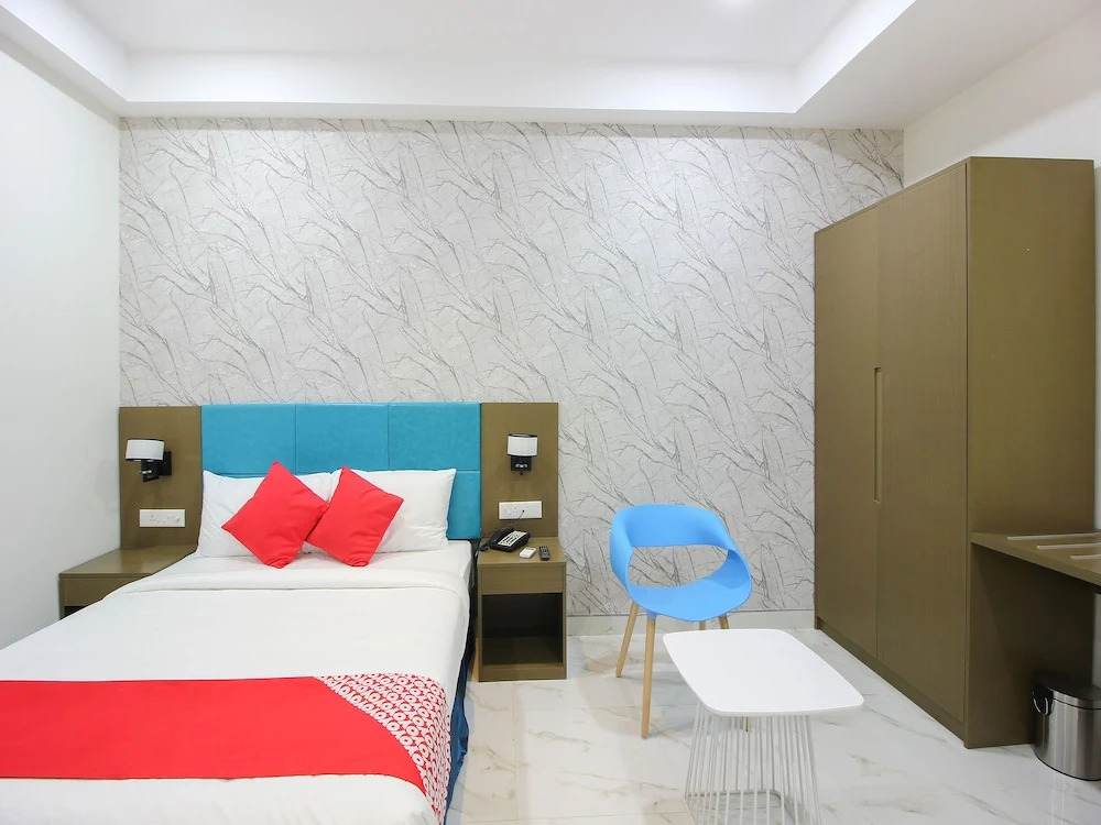 Sri Rama Excellency By OYO Rooms