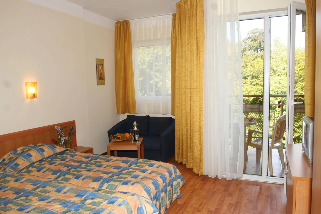Joya Park Apartments