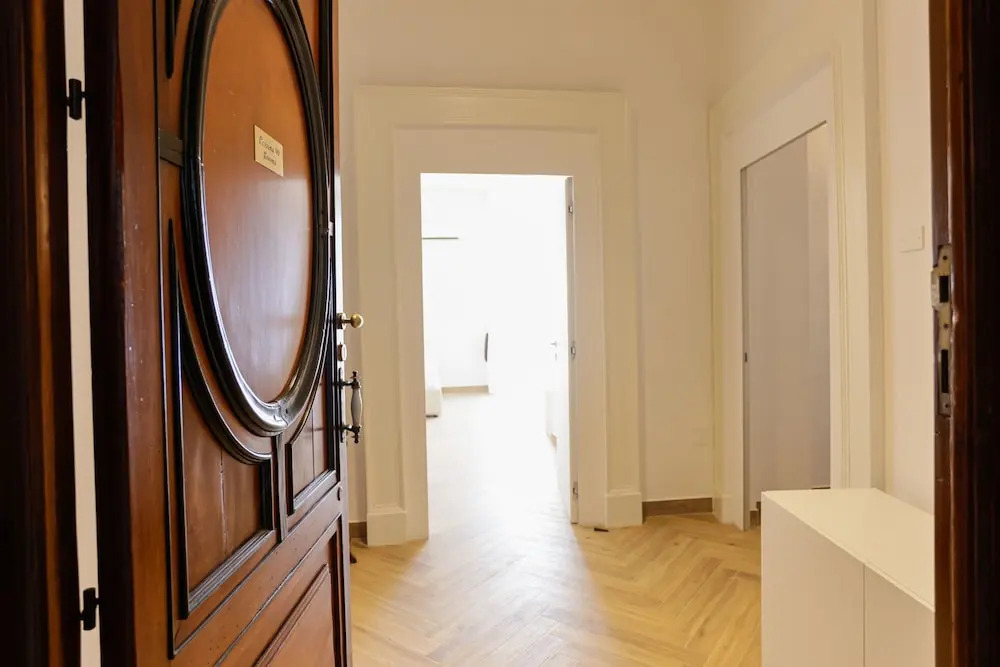 Pessina 90 Rooms in Naples