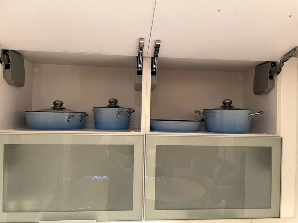 1bedroom Apartment With Terrace Near Mail of Istanbul