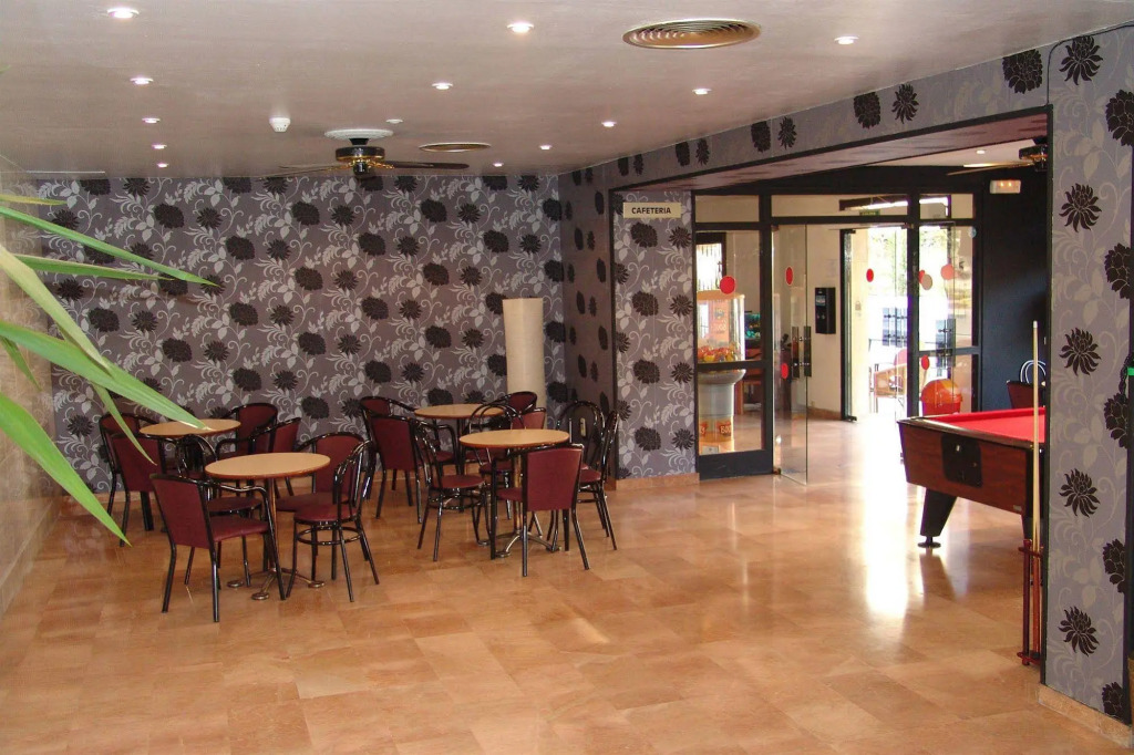 Hotel Montañamar