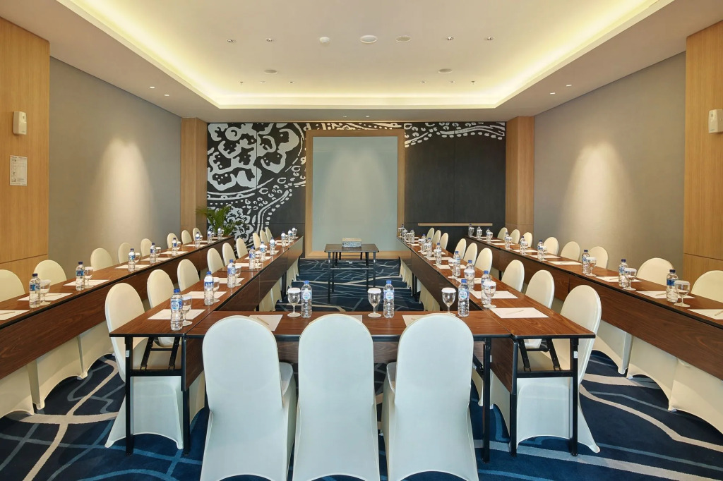 Mercure Solo