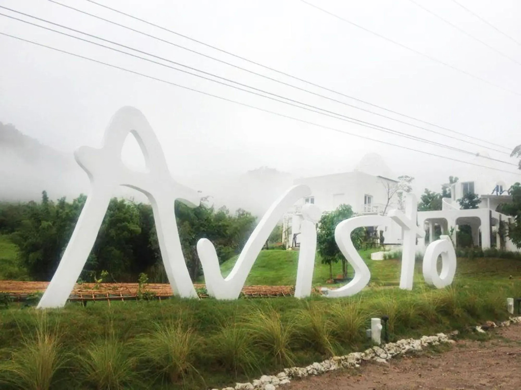Aristo Chic Resort & Farm