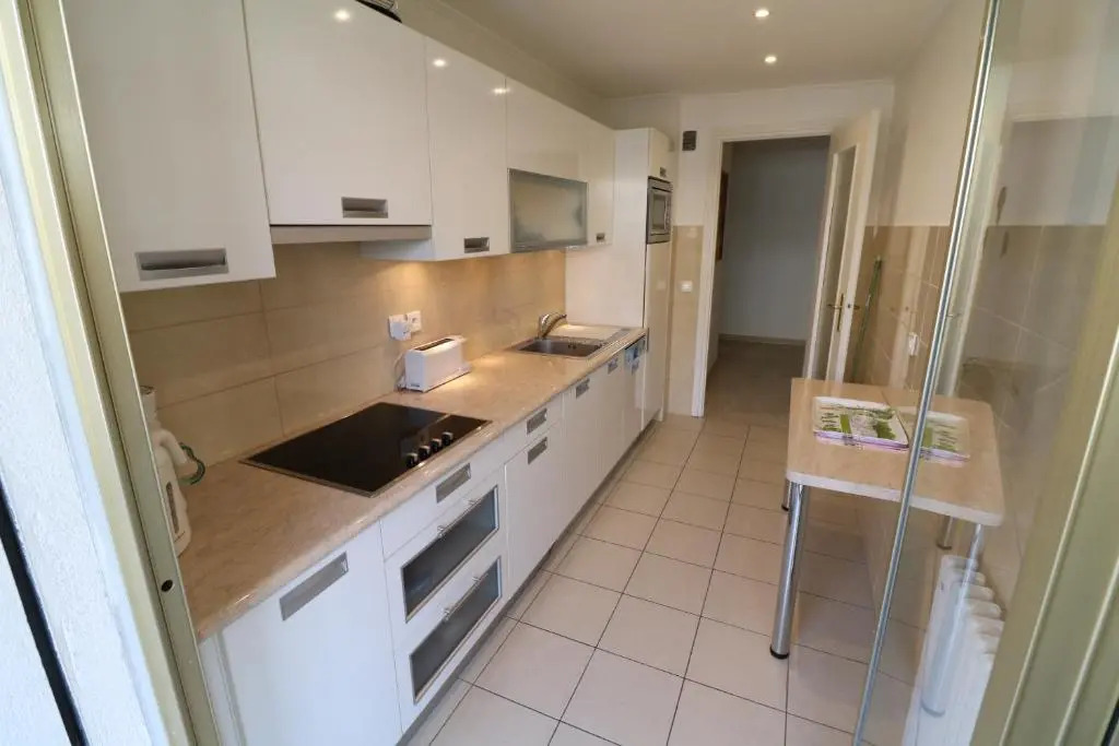2 bedroom & studio Palais Royal 2 mins from Croisette and Carlton