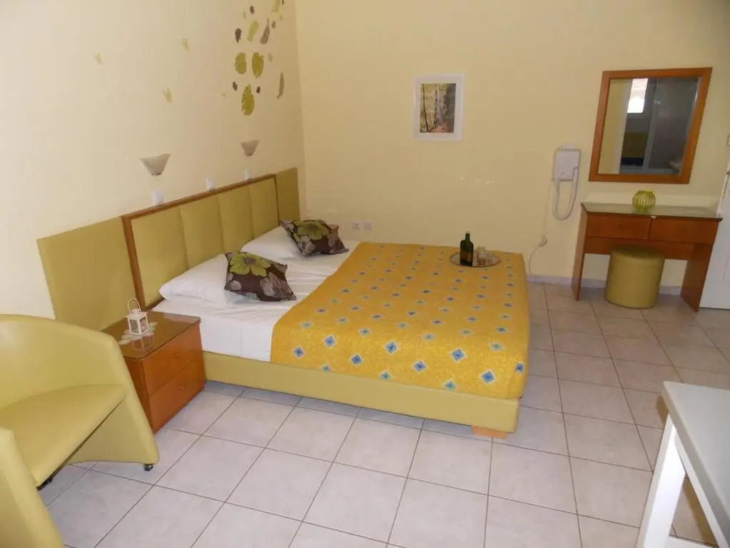 Ioli Apartments