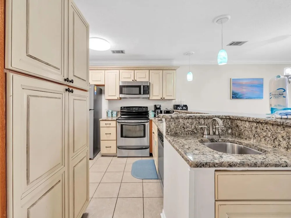 Seascape Lakefront Villas 189- Dont Worry, Beach Happy
