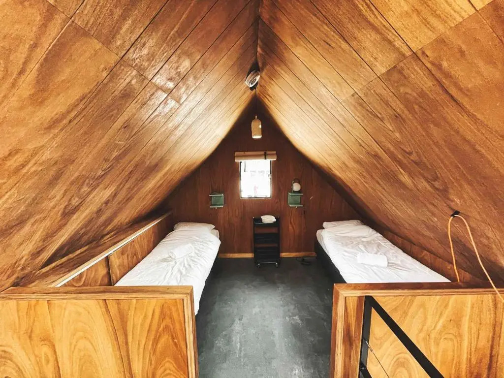 Basecamp Tiny House Eco-resort IJmuiden