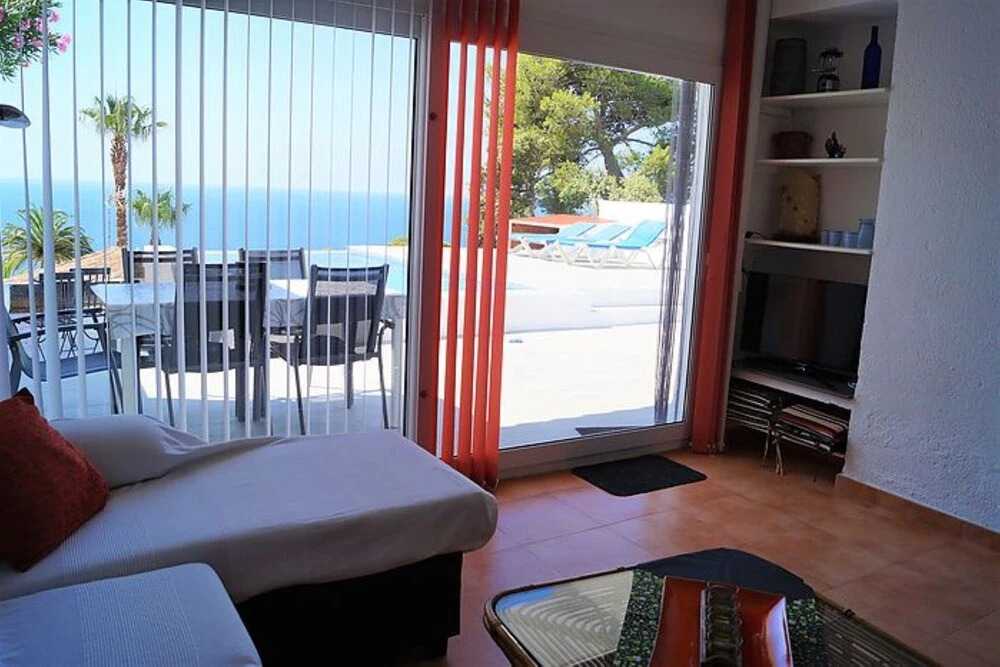 Villa - 3 Bedrooms with Pool and WiFi - 107928