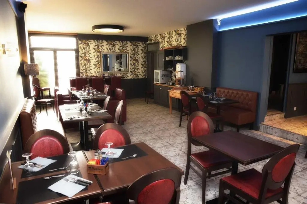 Cafe de Paris