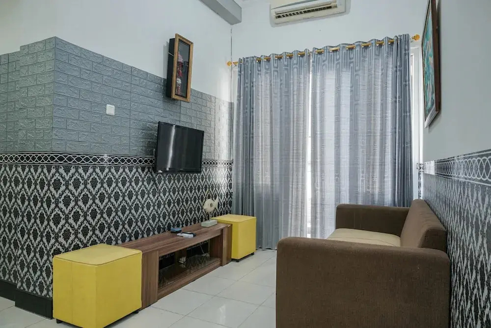 Fully Furnished with Comfortable 2BR Grand Palace Kemayoran Apartment