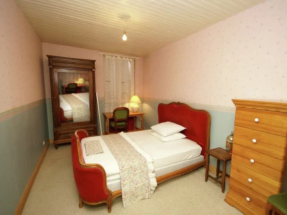 Cosy House With Private Pool Near Valence