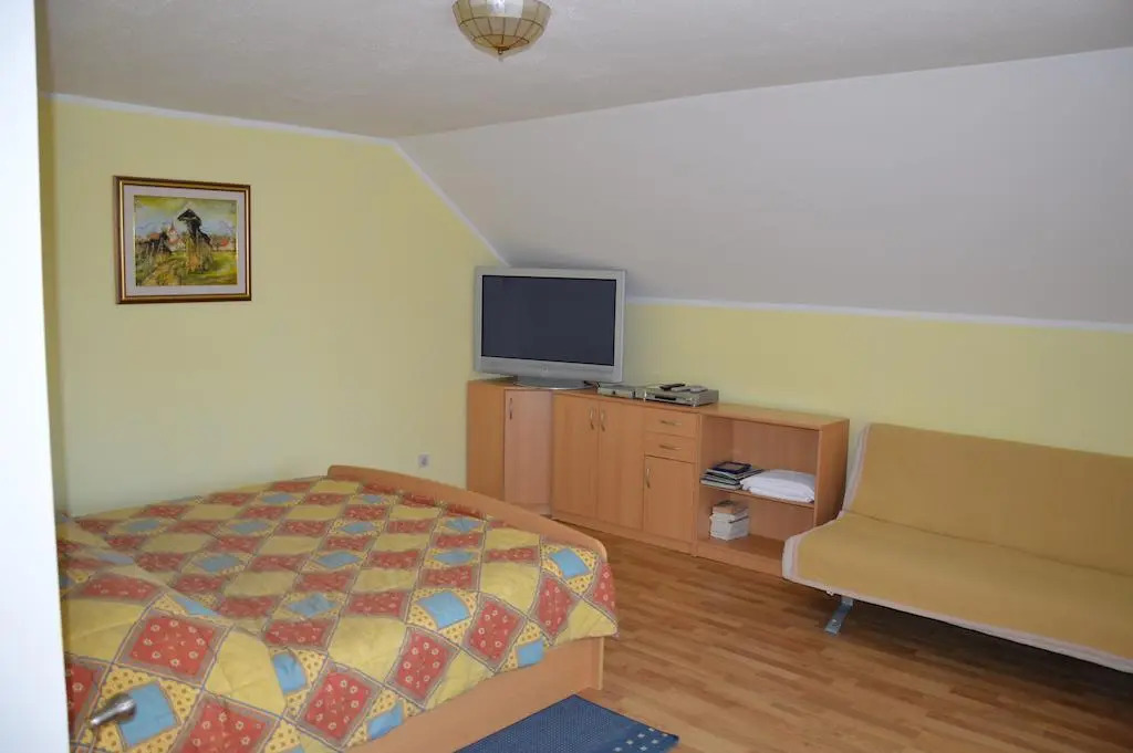 Apartments Koblar