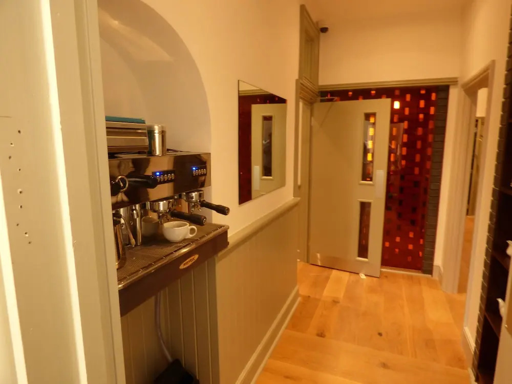L'hote Boutique Hotel