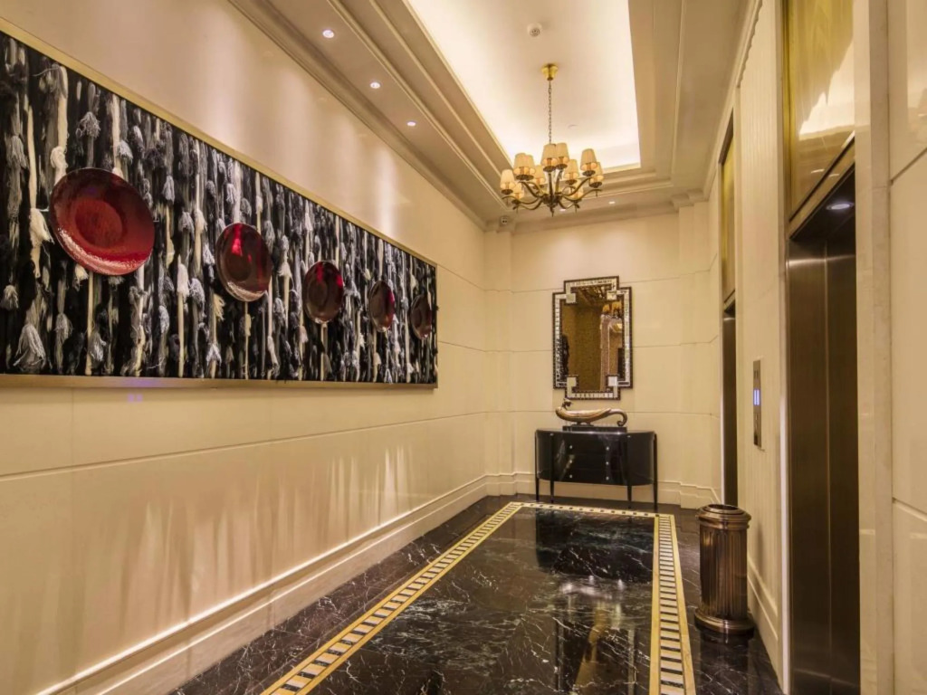 The Pury Hotel
